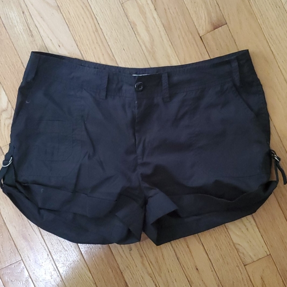 Size 8 Costa Blanca Shorts - Picture 2 of 2